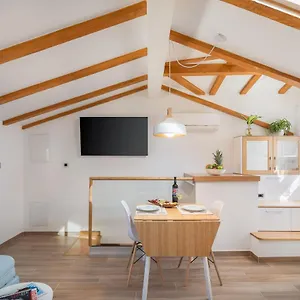 https://santolina-apartments.splithotels.org